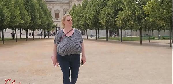  saggy tits no bra in public